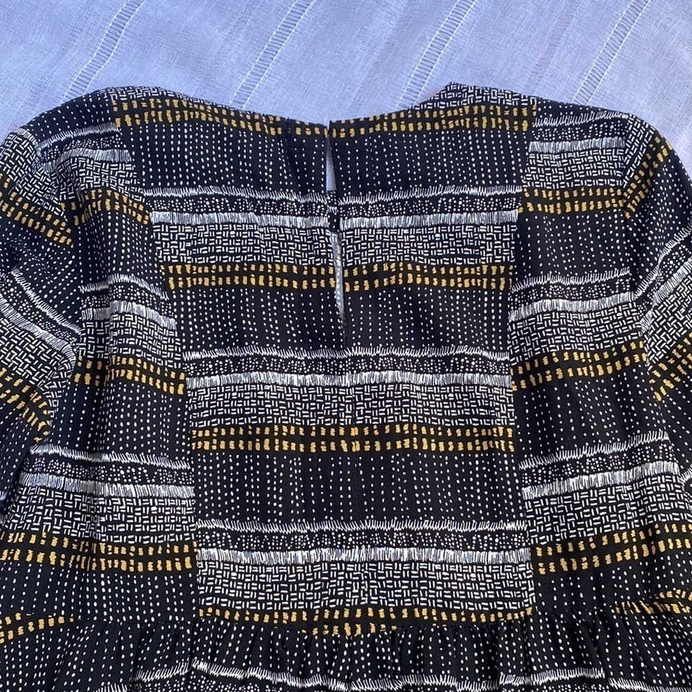 H&M bohemian boxy a-line dress with quarter length sleeves. - Picture 11 of 14